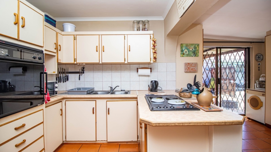 3 Bedroom Property for Sale in Dana Bay Western Cape